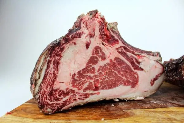Umai Artisan Meat Kit for Steak, Ribeye and Charcuterie