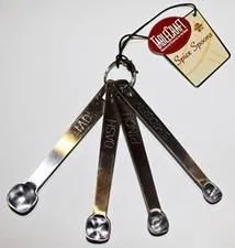 Fine Measuring Spoon Set