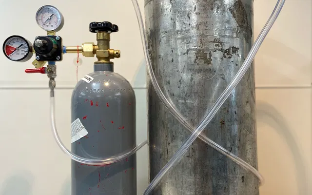 Complete Pin Lock Seltzer Water System